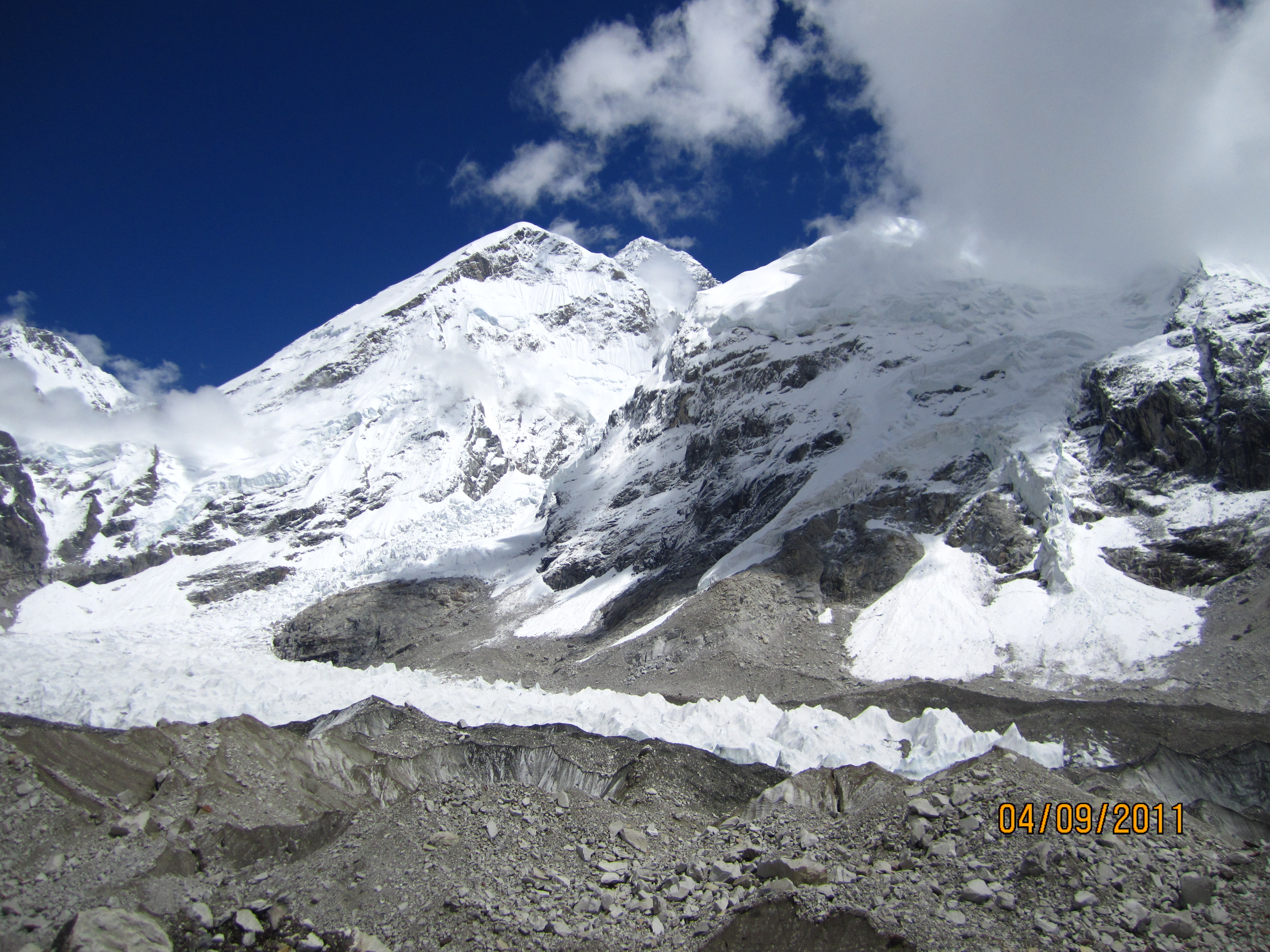 Hike to the Everest Base Camp (5,364 m/17,594 ft)