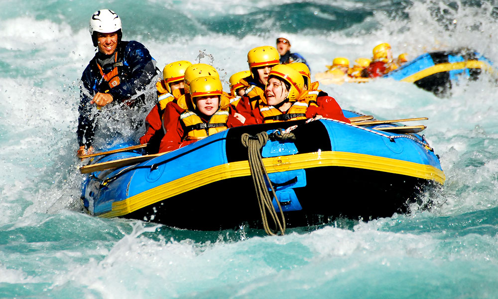 RAFTING IN NEPAL