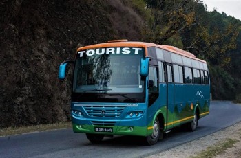 Drive Chitwan to Pokhara.'