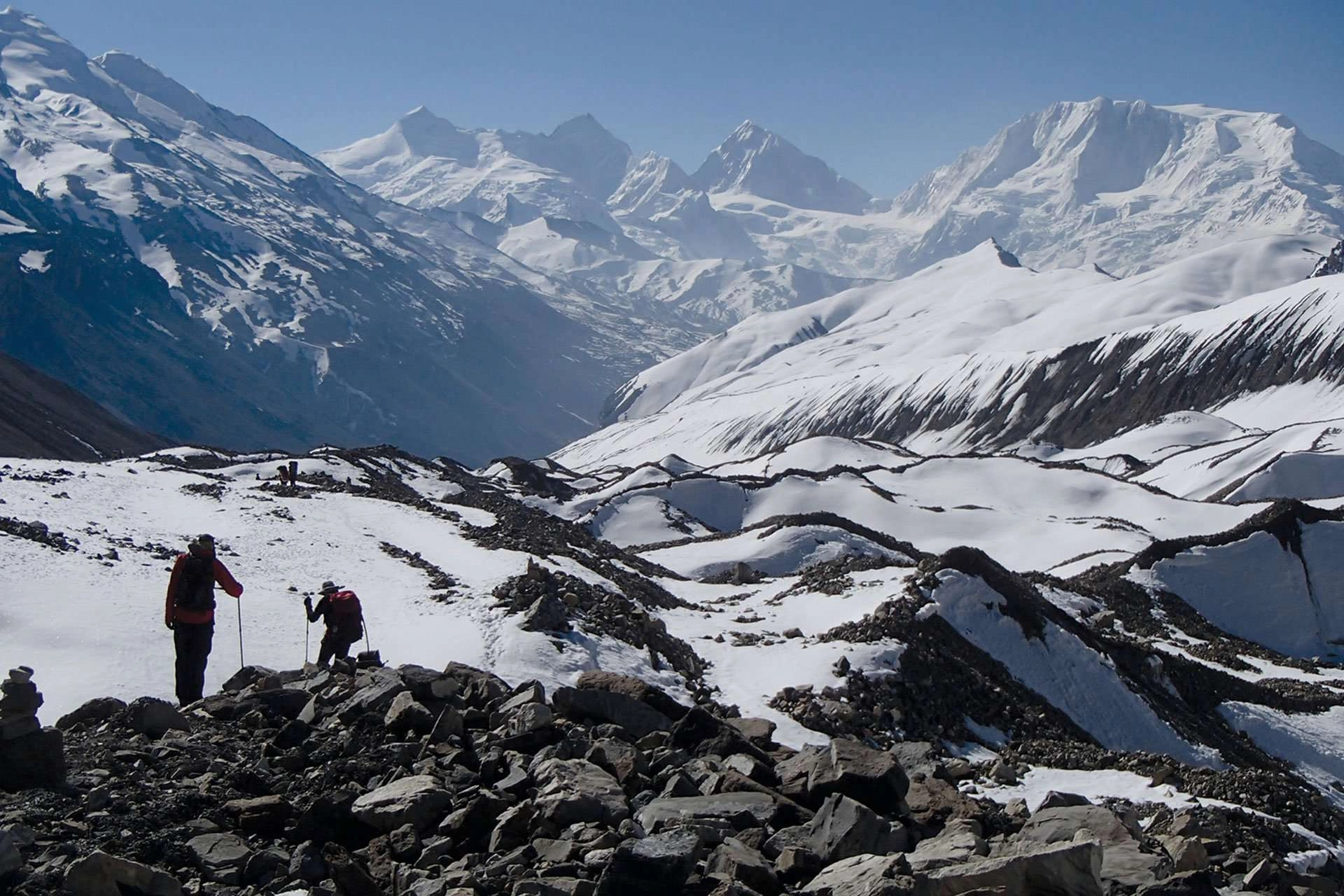  Trek from Base Camp to Nagoru 4400m via Saribung Pass 5600m'