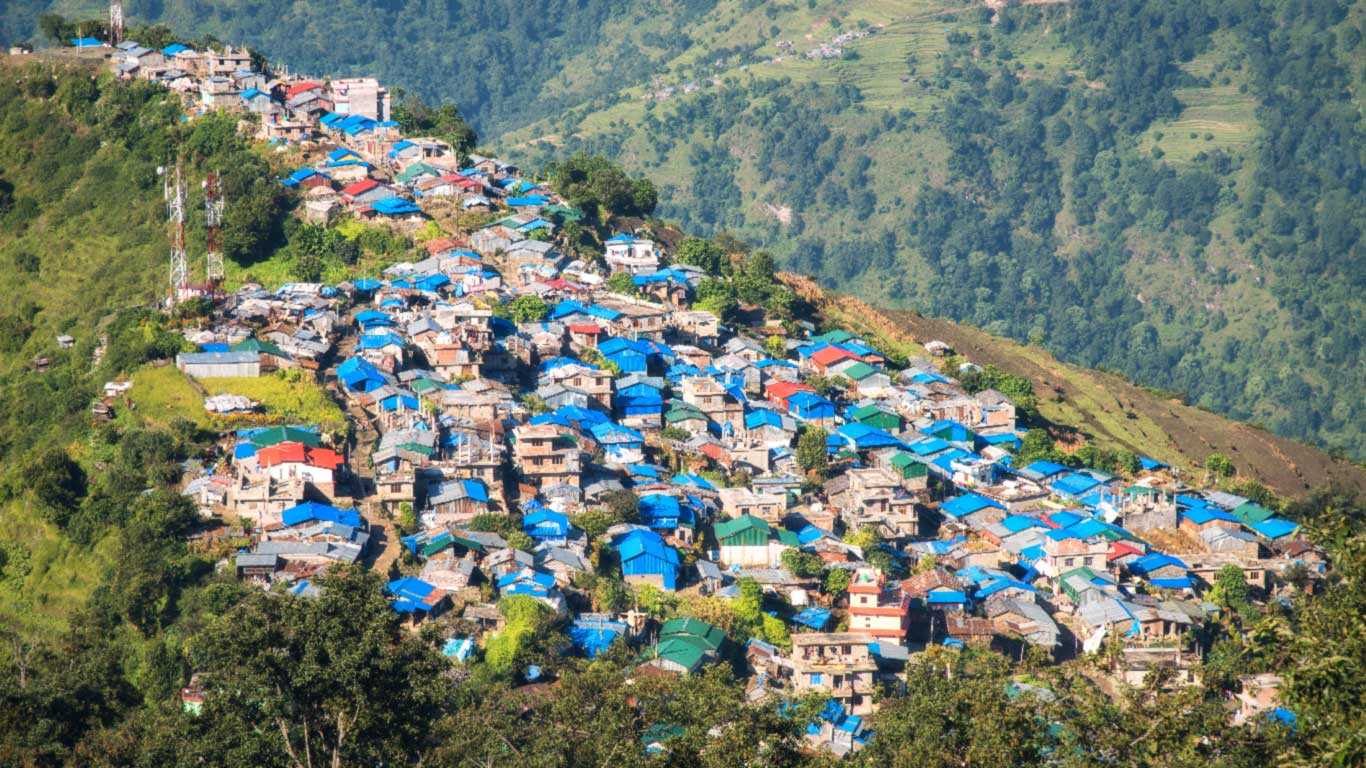 Trek Sirandanda to Barpak (1945m/6379ft)'