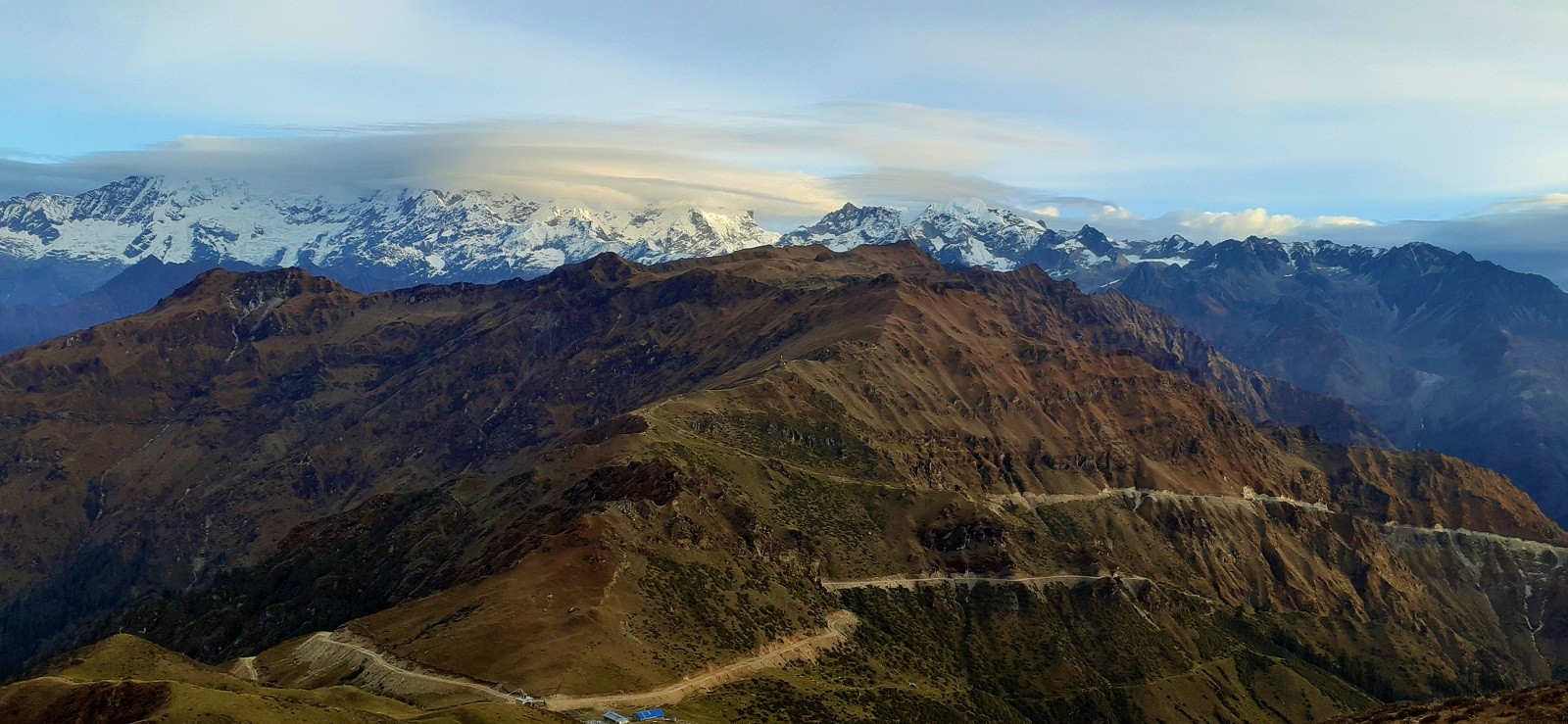 Trek to sherthung (1920m.)'