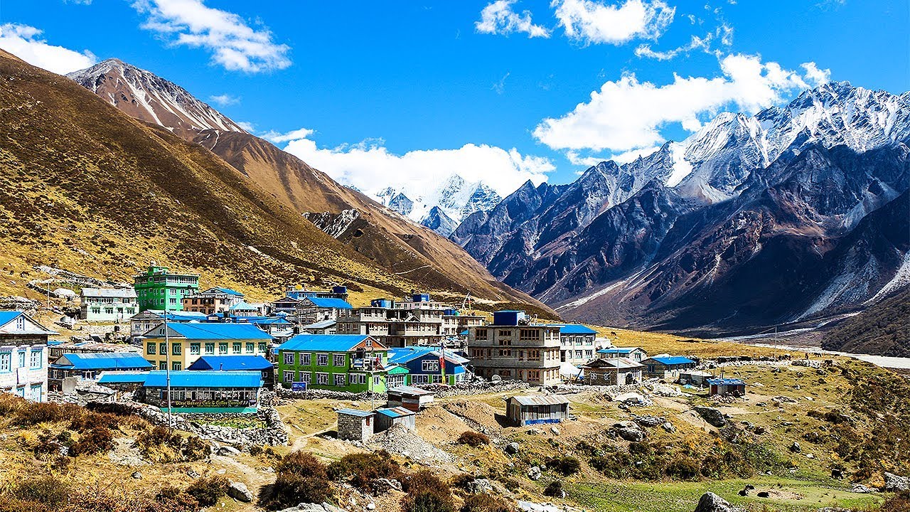 Langtang Valley to Kyanjing Gompa (3870m).'