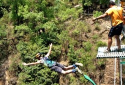 Bungee Jumping