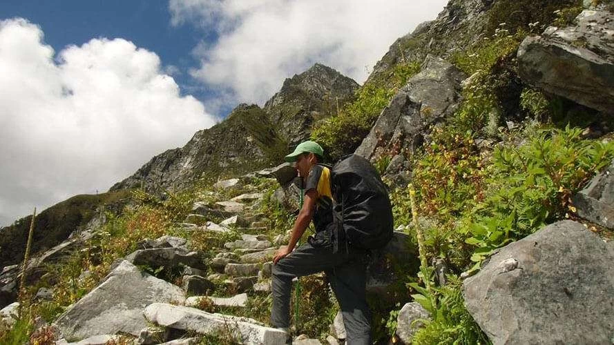 Trek to Simikot. (2950m).'