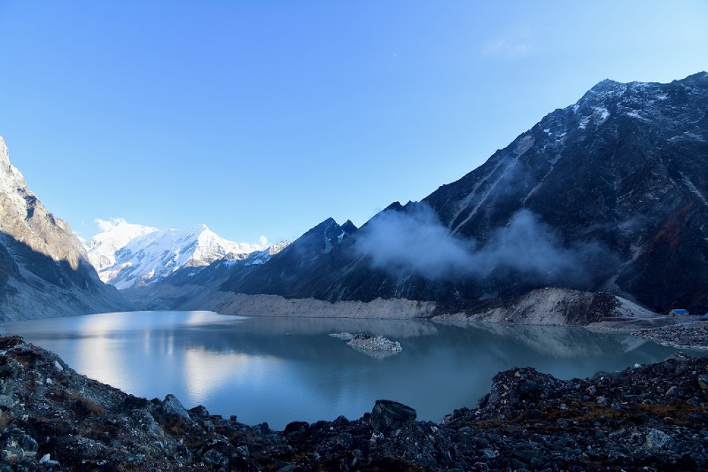 Na Gaon - Tsho Rolpa Lake'