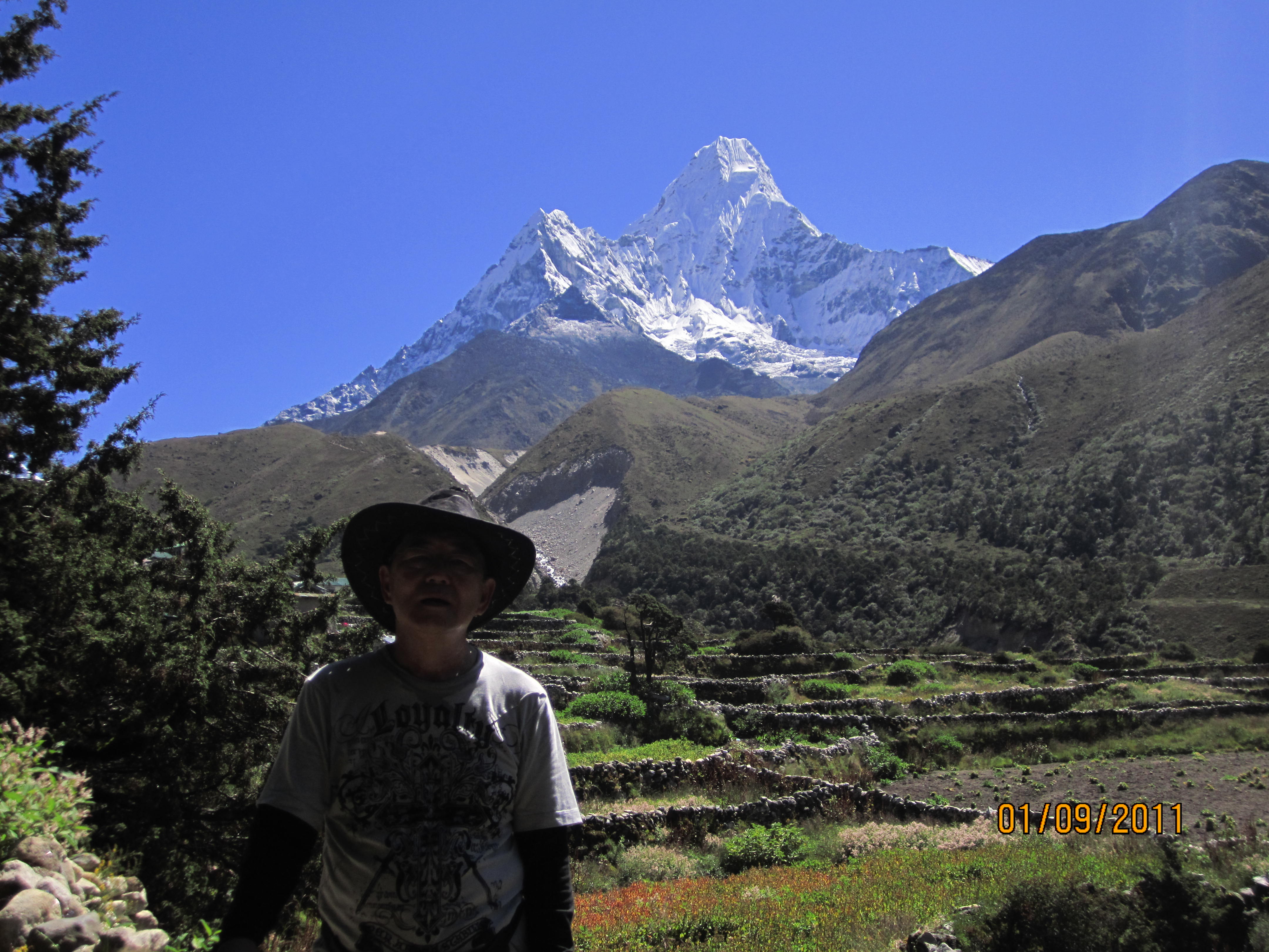 Trek to Pangboche (3901 / 12799 ft)