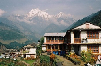 Trek from Chhomrong to Landrung'