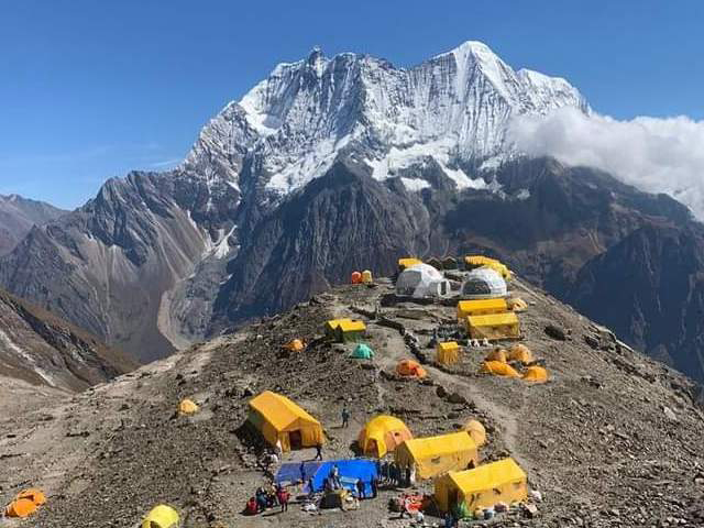 Day hike to Manaslu Base Camp'