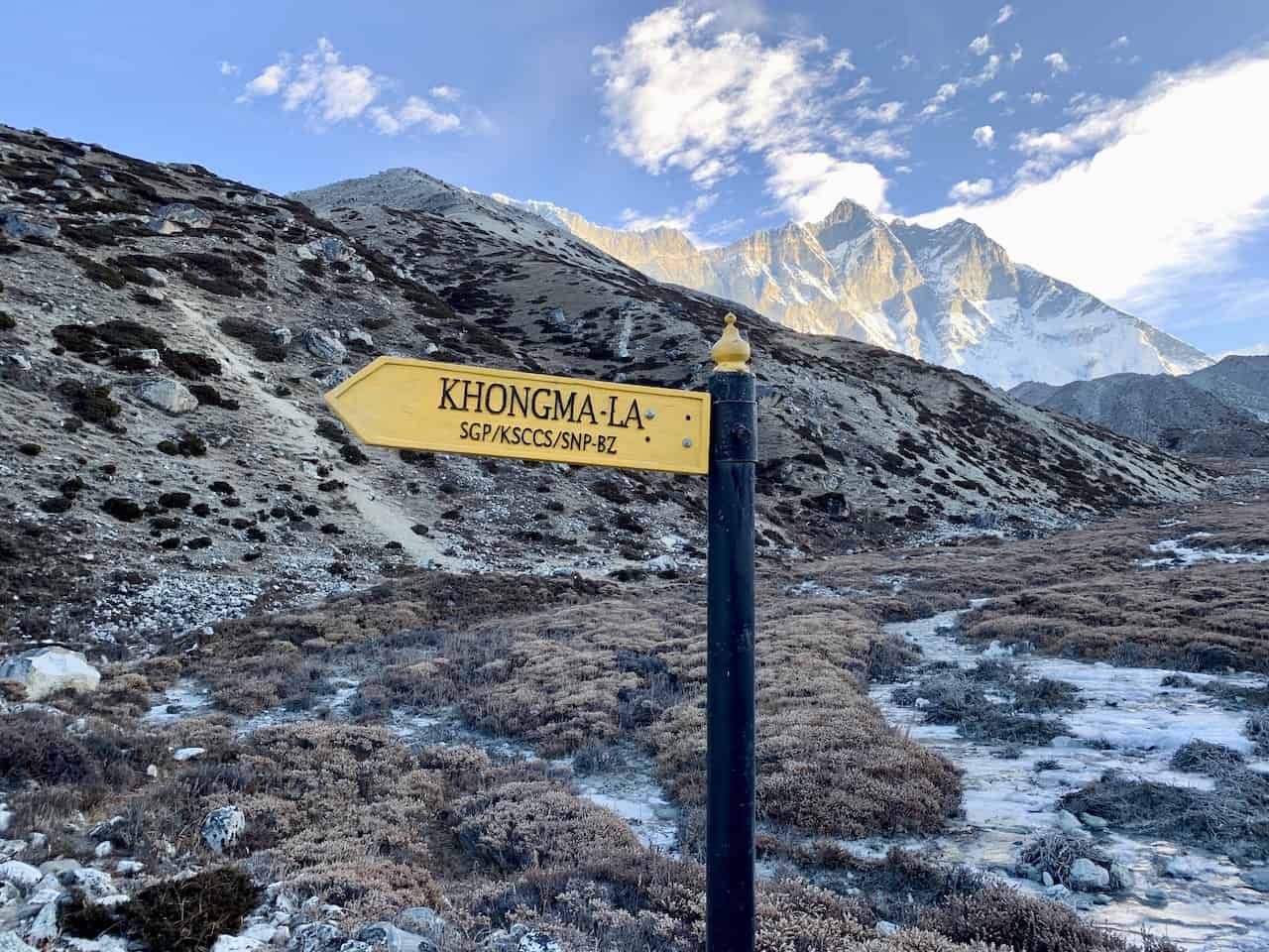  Trek to Kongma (3500 m). 6 hrs.'