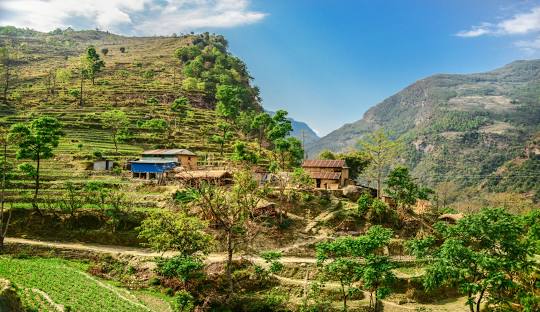 Trek from Gyable to Ghunsa (3468m)'