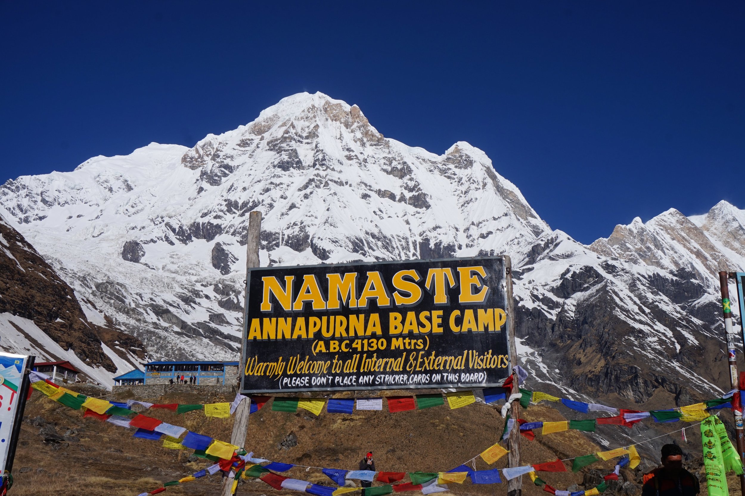 Deurali to Annapurna Base Camp (ABC) 4130M / 5.5hrs walk / Overnight at mountain lodge'