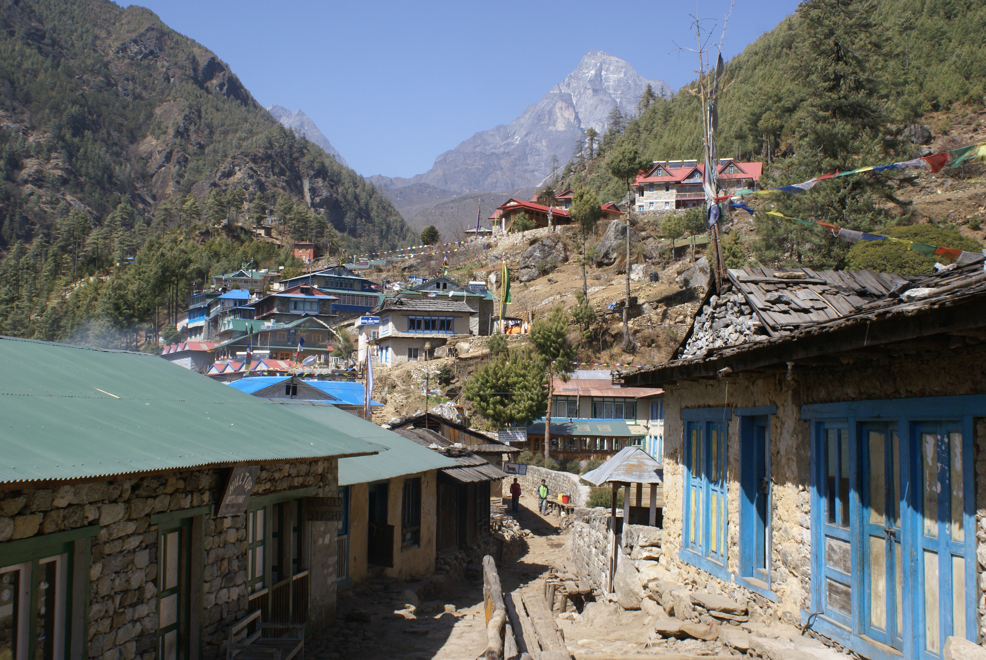 Trek to Yak kharka(2877m)'