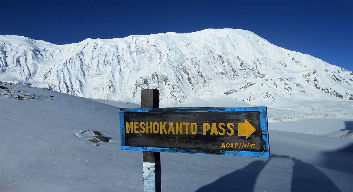 Mesokanto La Pass Trek