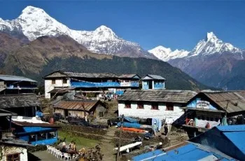 Dec 28: Trek Ghandruk to Chomrong (2,170m)