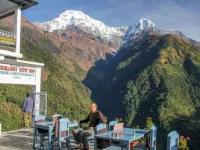 Pokhara - Nayapul - Jhinu Danda - Chomrong (2170m/7117ft).