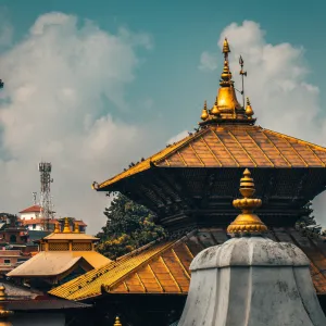 Pokhara & Return to Kathmandu (1,400m/4,593ft)