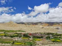Trek Chuksang to Kagbeni-Jomsom (2,720m)