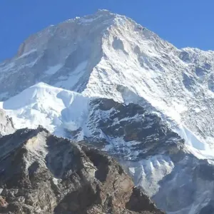Trek from Hillary Camp to High Camp (5,650m)