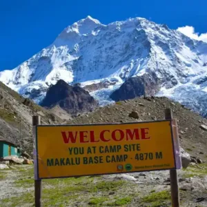 Trek from Nehe Kharka to Makalu Base Camp (4,870m)