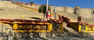 Visit Chong Gye tombs. Drive to Samye